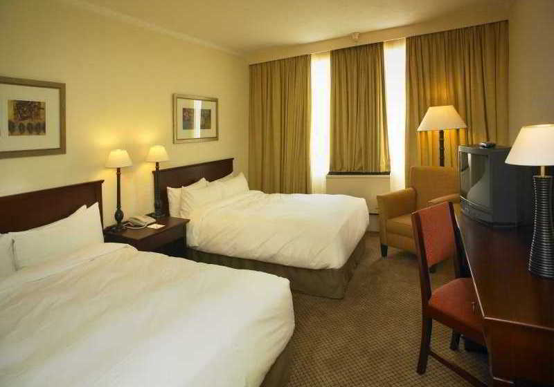 Hotel Garden Court O.R. Tambo International Airport 3