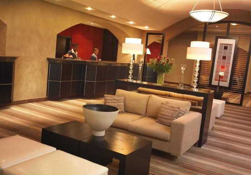 Hotel Garden Court O.R. Tambo International Airport 4
