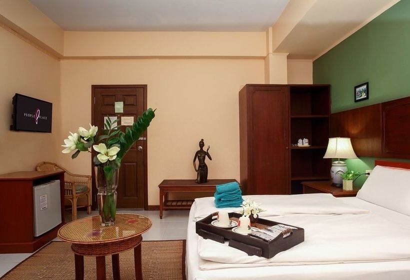 Hotel People Place Lodging 9