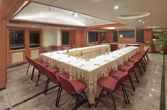 The Emerald Hotel & Executive Apartments 14