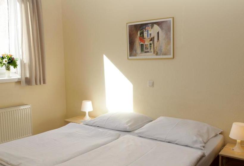 Hotel A&O Hamburg Reeperbahn 3