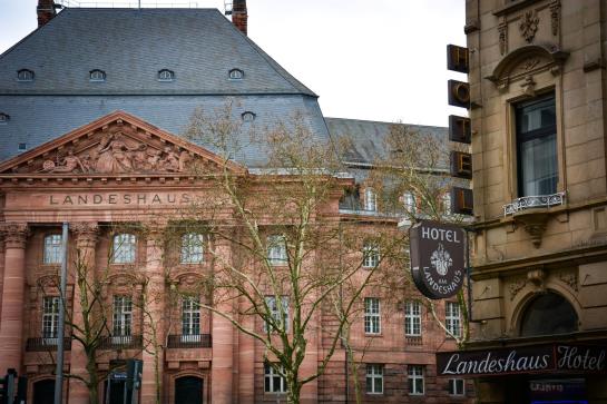 Hotel Am Landeshaus 14