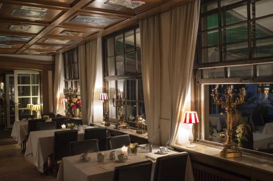 Hotel Ashley's Garden 18