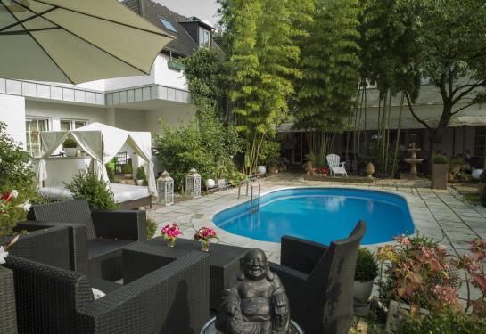 Hotel Ashley's Garden 6