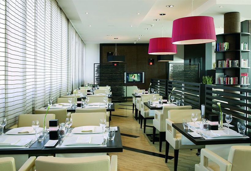 Hotel NH Stuttgart Airport 11