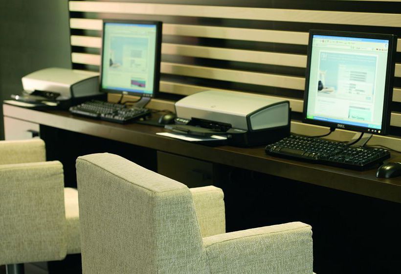 Hotel NH Stuttgart Airport 13