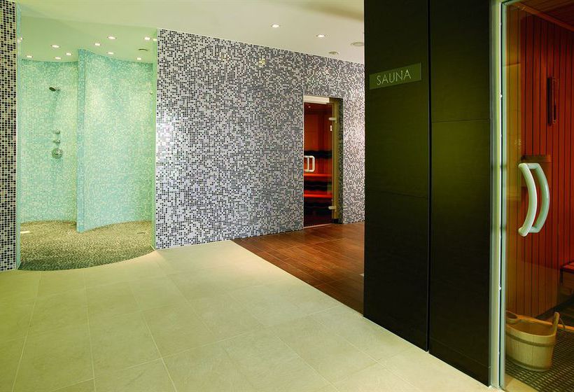 Hotel NH Stuttgart Airport 16