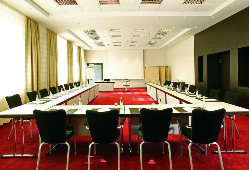 Hotel NH Stuttgart Airport 18