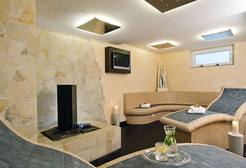 Hotel NH Berlin City Ost 1