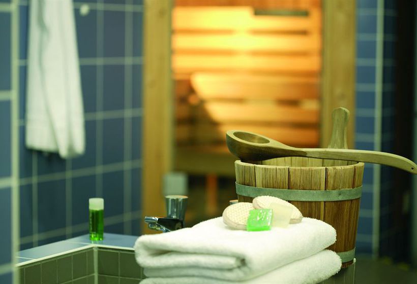 Hotel NH Berlin City Ost 20