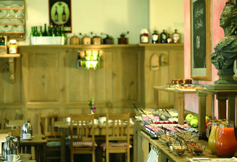 Hotel NH Berlin City Ost 7