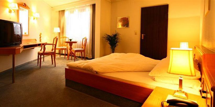 Hôtel Grand city Pelikan 2