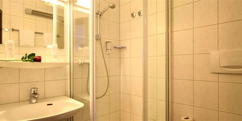 Hôtel Grand city Pelikan 6