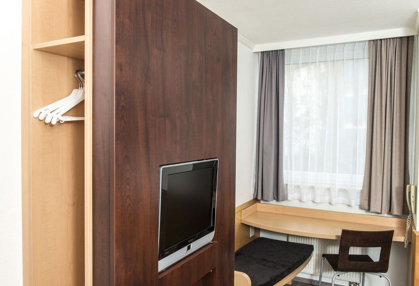 Hotel Ibis Leipzig Nord Ost 11