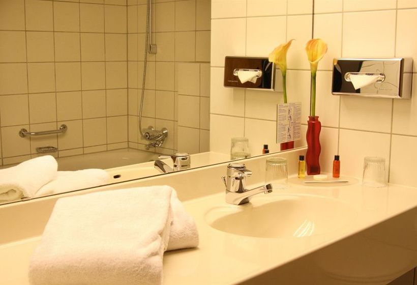 Hotel Ramada by Wyndham Bottrop 1