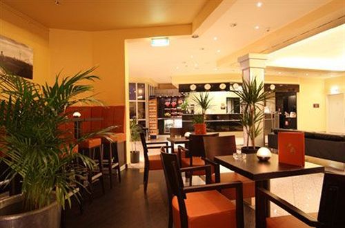 Hotel Ramada by Wyndham Bottrop 12