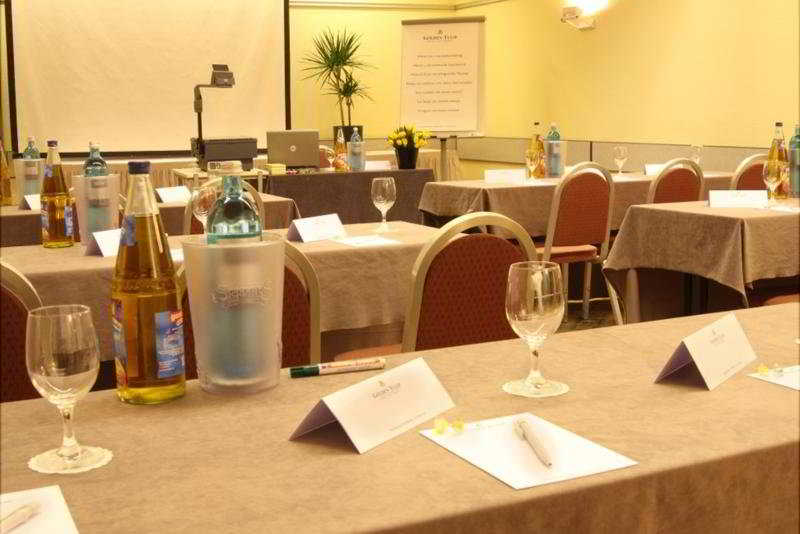 Hotel Ramada by Wyndham Bottrop 3