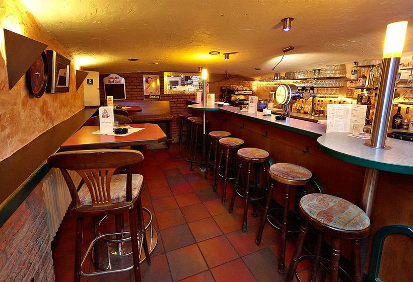 Hotel Doctor Weinstuben 19