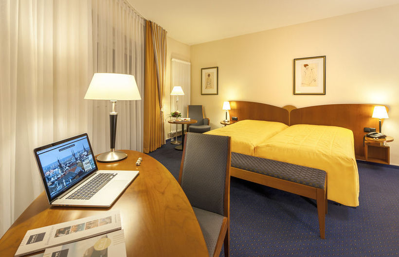 Dorint Hotel Charlottenhof Halle 13