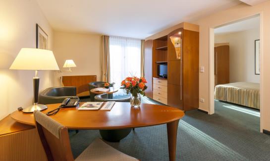 Dorint Hotel Charlottenhof Halle 17