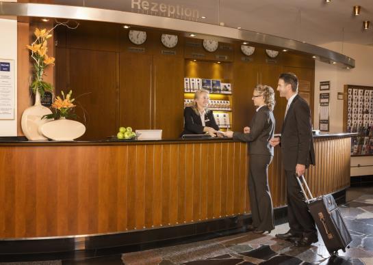 Dorint Hotel Charlottenhof Halle 18