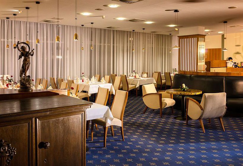 Dorint Hotel Charlottenhof Halle 8