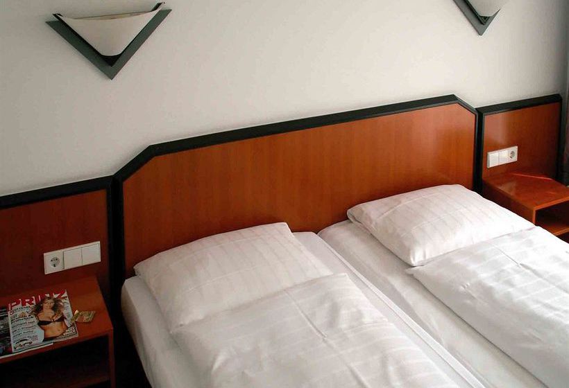 Hotel ACHAT Comfort Airport & Messe Stuttgart Stuttgart Baden-Wurtemberg