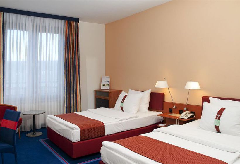 First Inn Hotel Zwickau 1