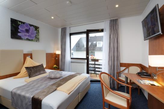 Hotel Am Sonnenhang 4