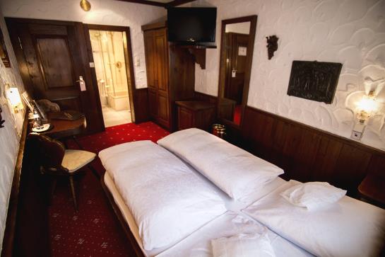 Hotel Wörtz Zur Weinsteige 5