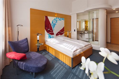 Residenz Select Hotel Berlin Ostbahnhof 12