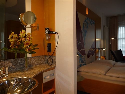 Residenz Select Hotel Berlin Ostbahnhof 13