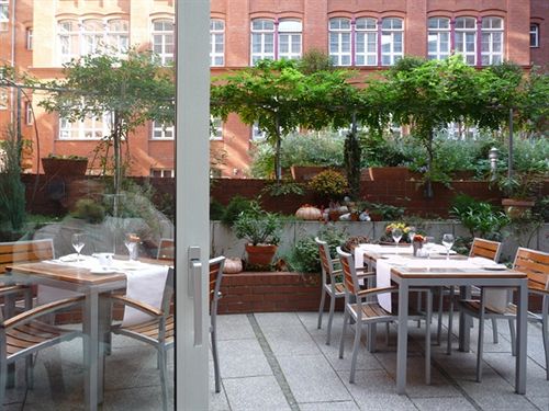 Residenz Select Hotel Berlin Ostbahnhof 8