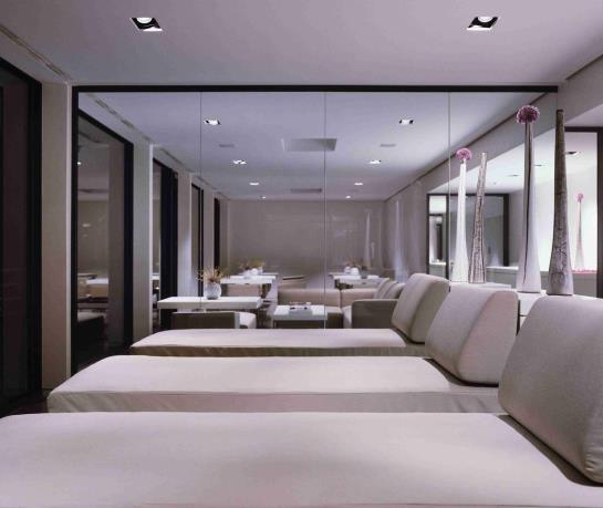 Hotel The Mandala Suites 11