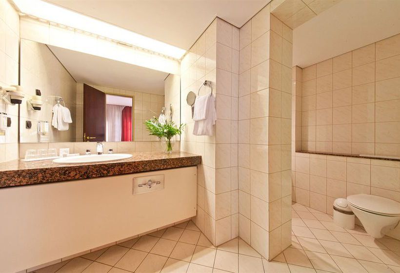 Hotel Novum Business Madison Düsseldorf Hauptbahnhof 12