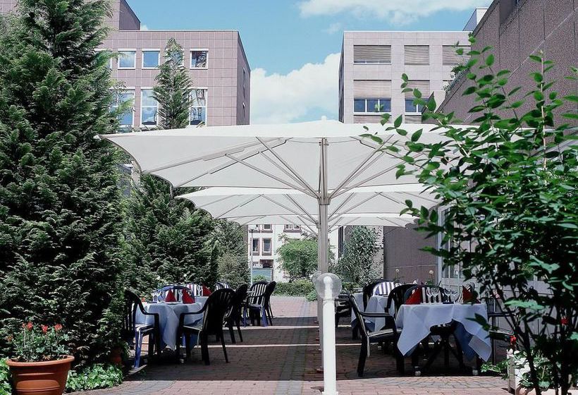 Novotel Frankfurt City 1