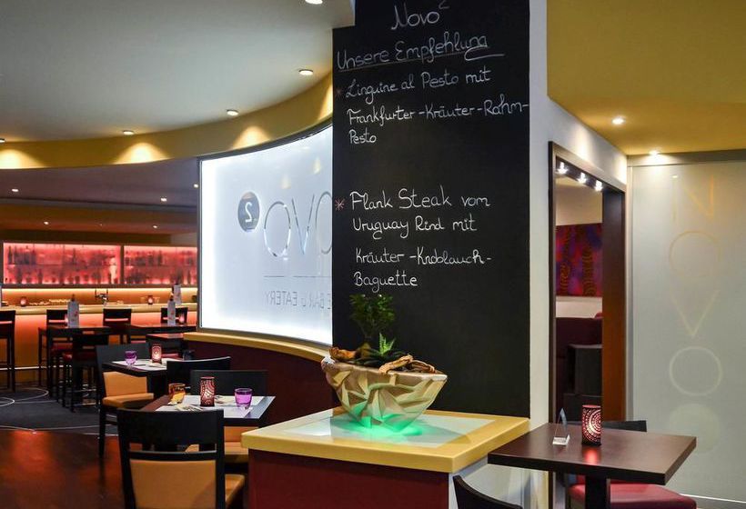 Novotel Frankfurt City 18