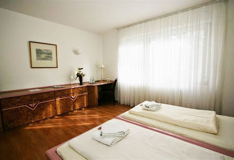 Hotel Viktoria Neuss 12