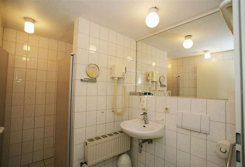 Hotel Viktoria Neuss 14