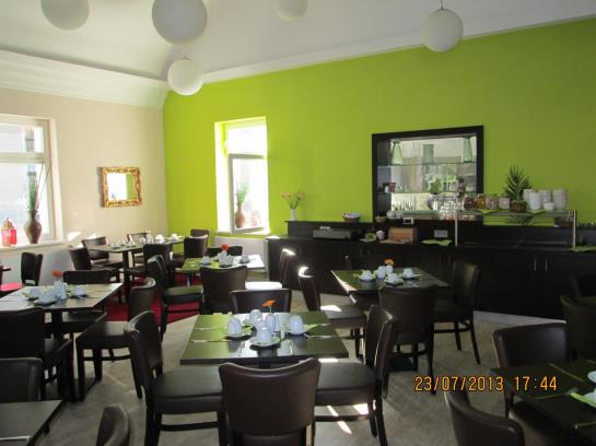 Novum Hotel Dresden Airport 15