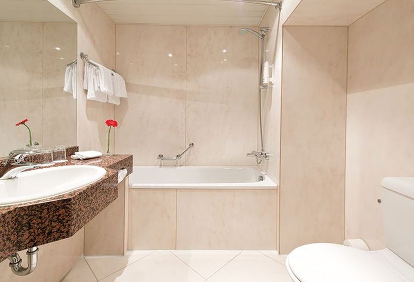 Leonardo Hotel Frankfurt City South 13