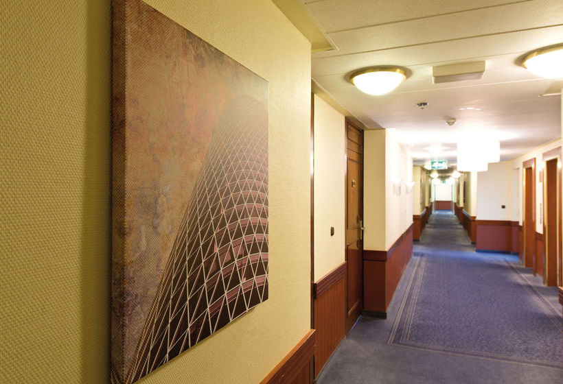 Leonardo Hotel Frankfurt City South 18