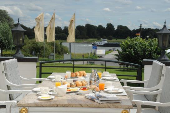 Ringhotel Rheinhotel Vier Jahreszeiten 14