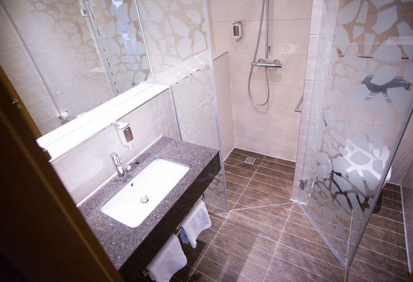 Hotel Ibis Styles Leipzig 1