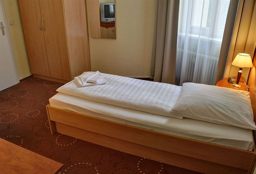 Olivaer Aparthotel am Kurfürstendamm 9