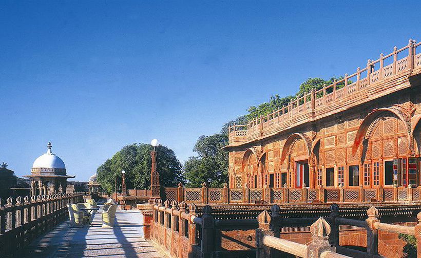 Hotel Bal Samand Lake Palace Rajasthán