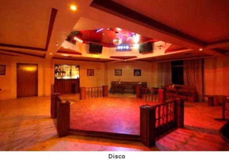 Hotel Ramada Khajuraho 4