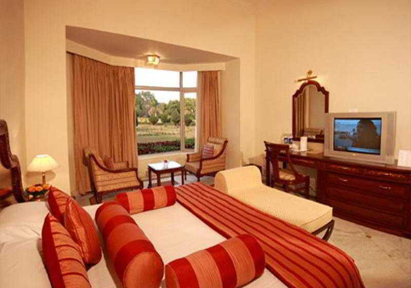 Hotel Ramada Khajuraho 8