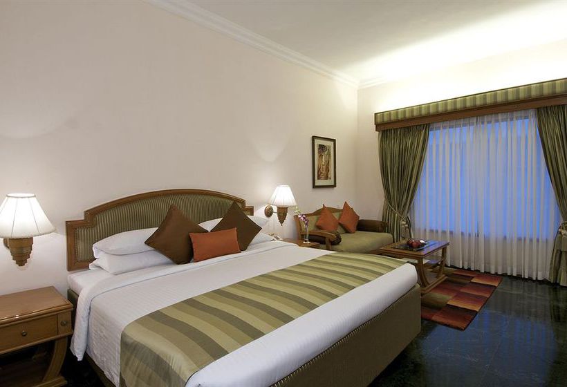 Hotel The Ummed Ahmedabad 12
