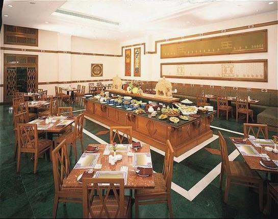 Hotel The Ummed Ahmedabad 19